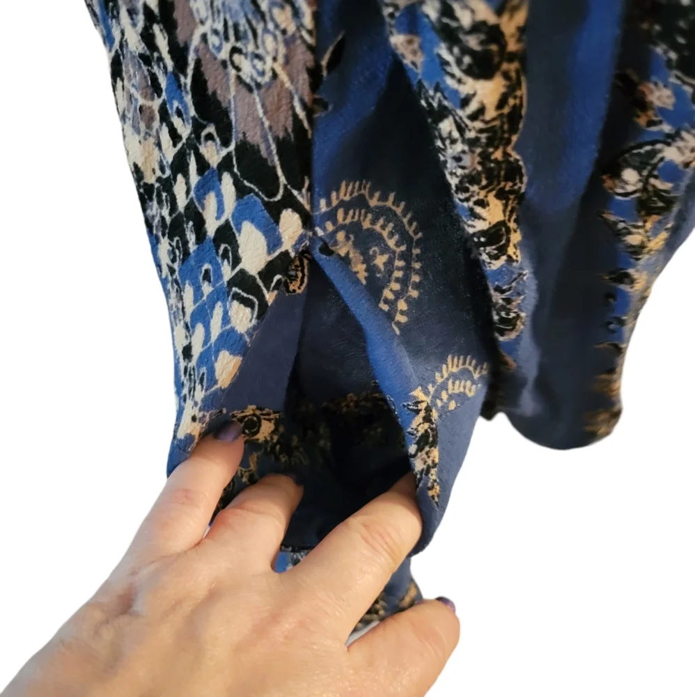 Free People Smooth Talker Tunic Sz M Blue Floral Open Back
